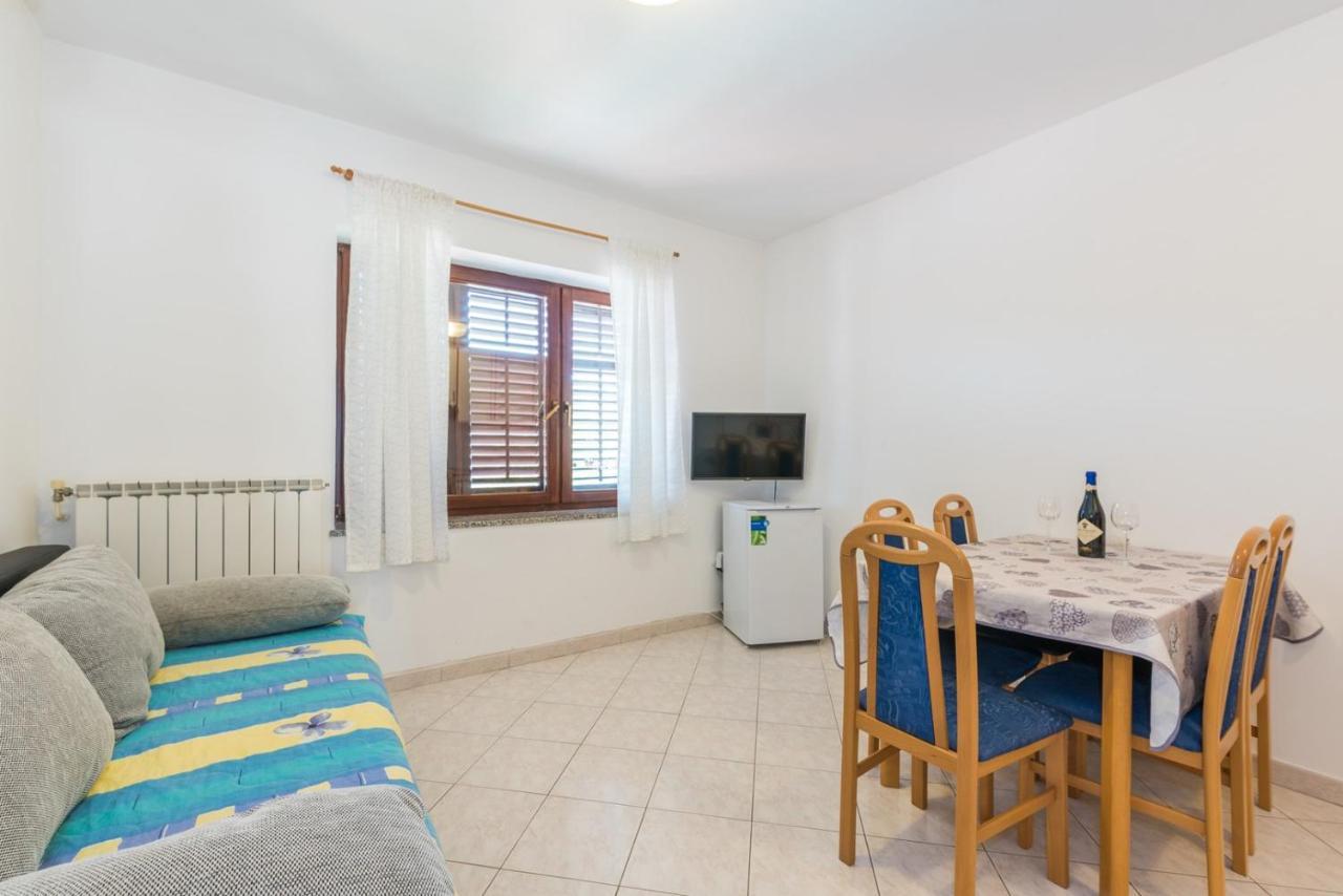 Apartments Villa Adria Рабац Стая снимка