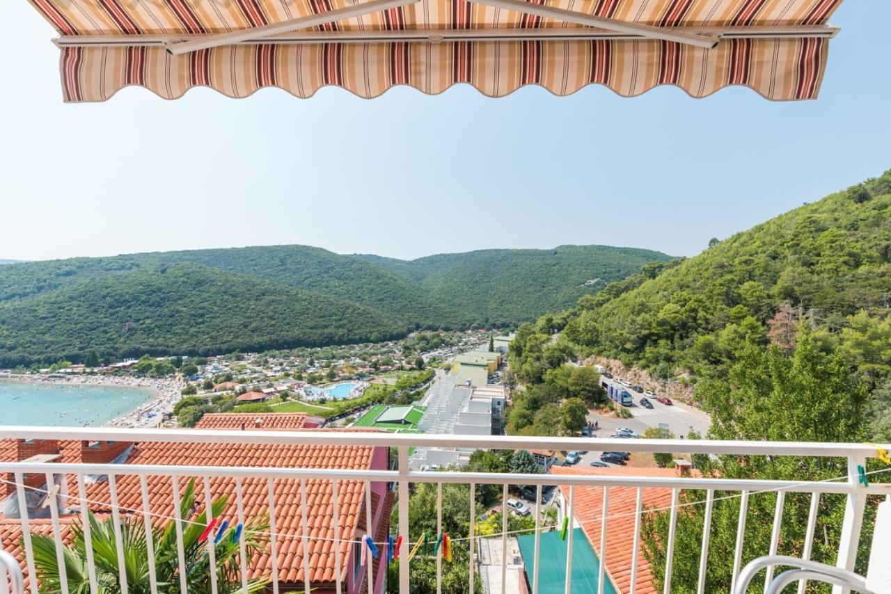 Apartments Villa Adria Рабац Екстериор снимка