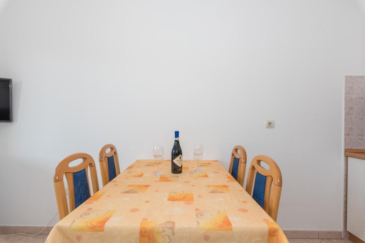 Apartments Villa Adria Рабац Екстериор снимка